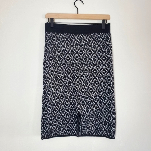 BHS Love Knitwear Wmns Black/White Fitted Diamond Knit Pencil Skirt NWT - Picture 3 of 11